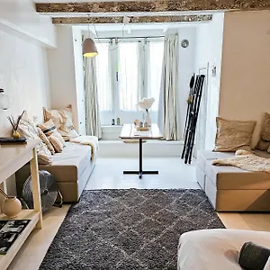 The White Wilde - In A Historic Canalhouse From 1799 Amsterdam