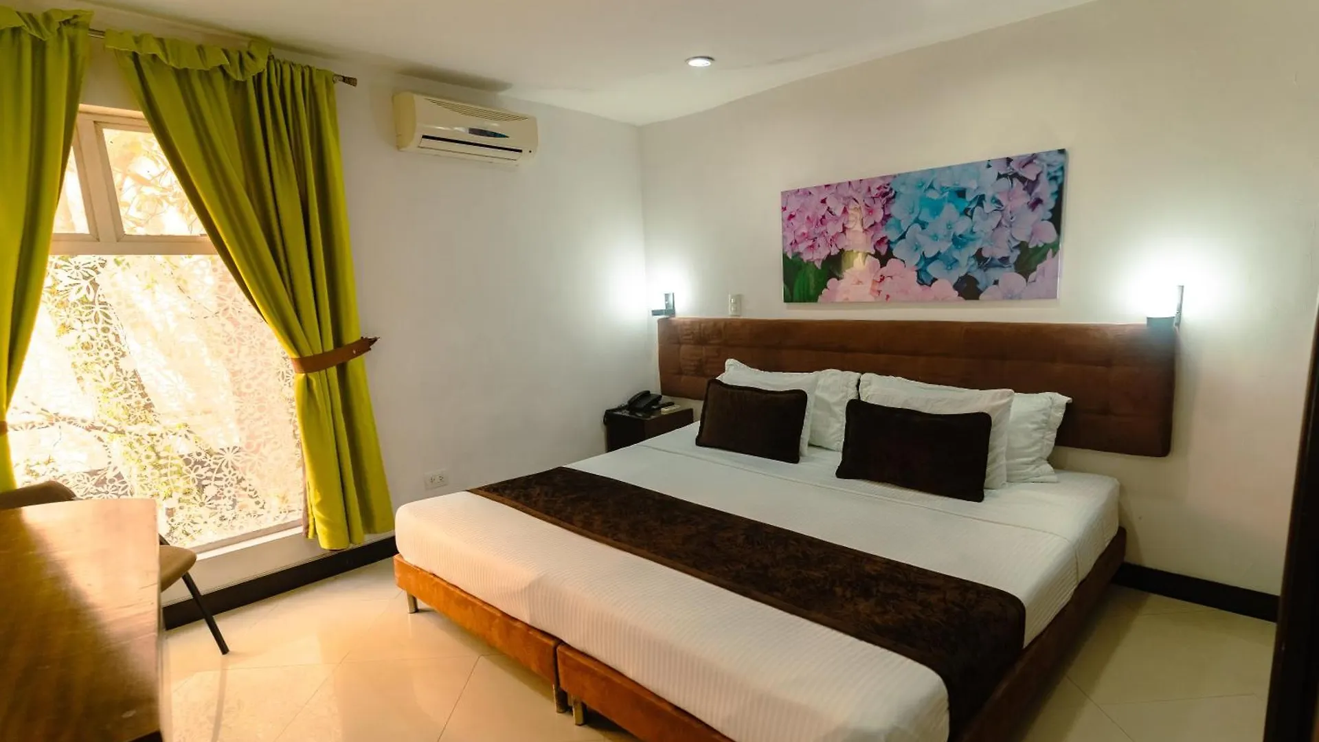 Hotel Boutique Las Rosas 5 G Medellín